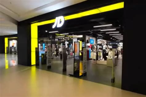 jd sports sell fake shoes|jd sport clearance sale.